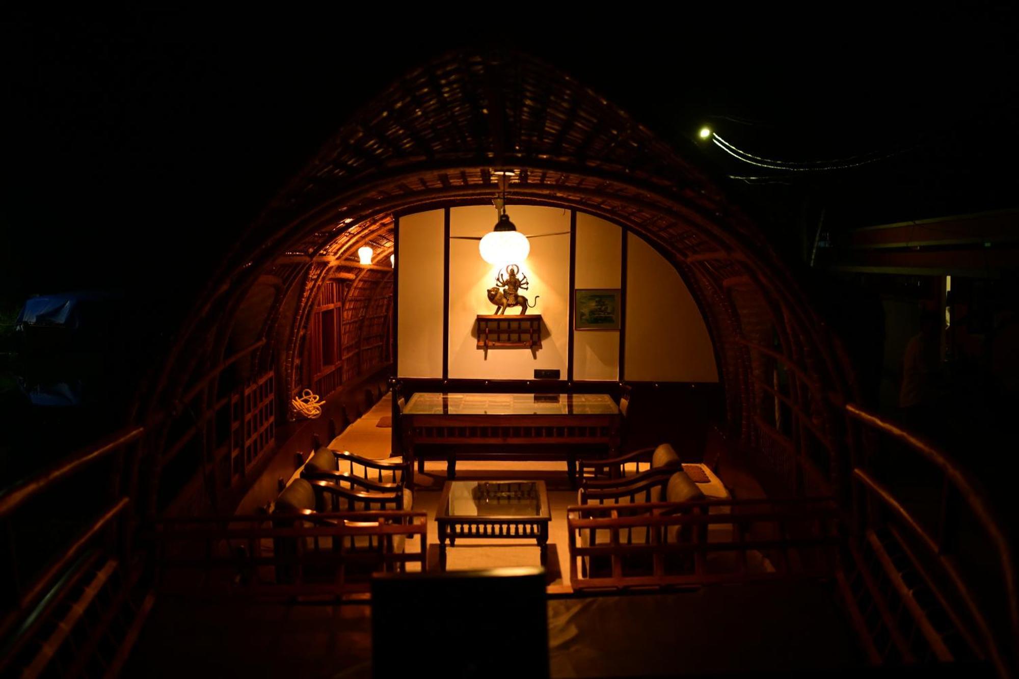 Thara'S Houseboat Hotel Alappuzha Exterior foto